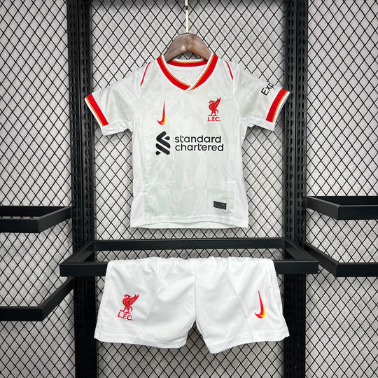 LIVERPOOL 2024 - 2025 3. PAITA LAPSET
