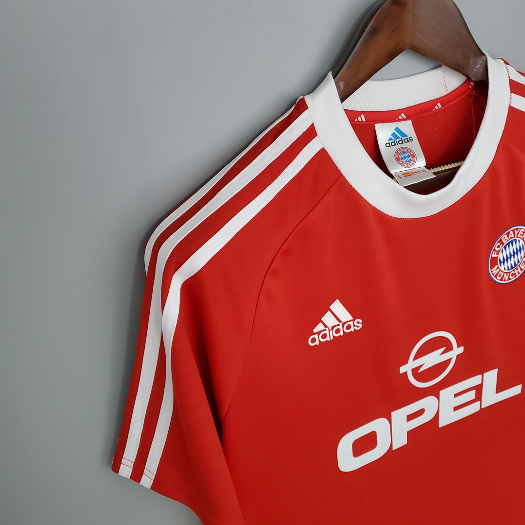 BAYERN MÜNCHEN 2000 - 2001 KOTIPAITA