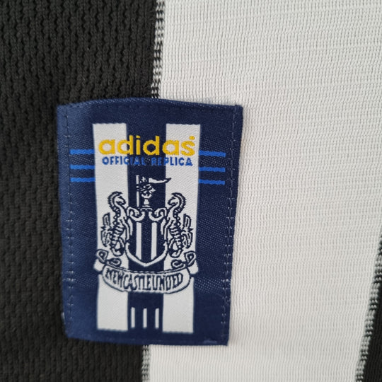 NEWCASTLE 2000 - 2001 KOTIPAITA