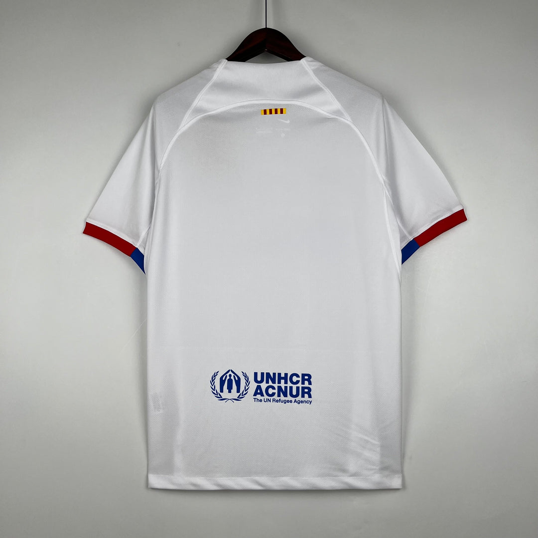 BARCELONA 2023 - 2024 VIERASPAITA