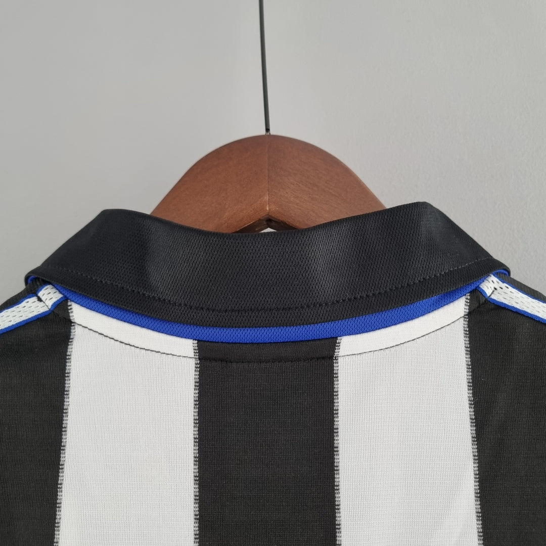 NEWCASTLE 2000 - 2001 KOTIPAITA