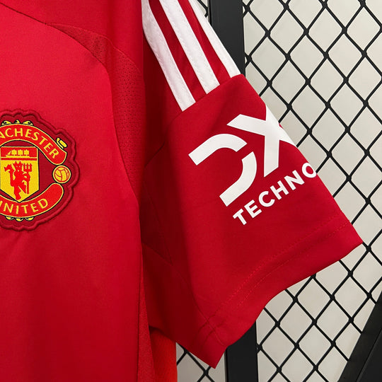MANCHESTER UNITED 2024 - 2025 KOTIPAITA
