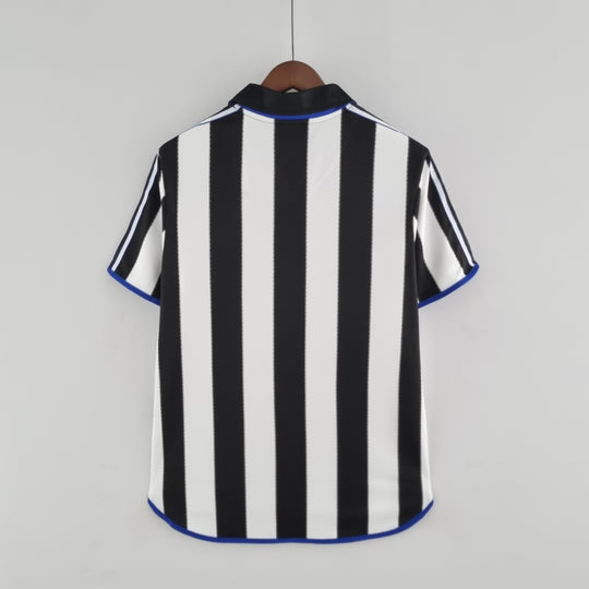 NEWCASTLE 2000 - 2001 KOTIPAITA