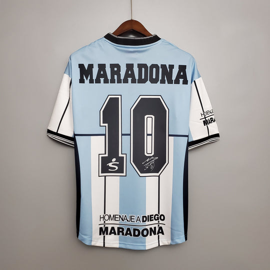 Argentiina  2001 MARADONA