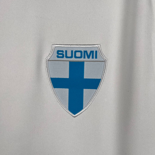 SUOMI 1982 KOTIPAITA