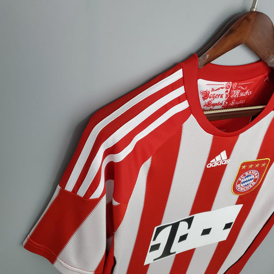 BAYERN MÜNCHEN 2010 - 2011 KOTIPAITA