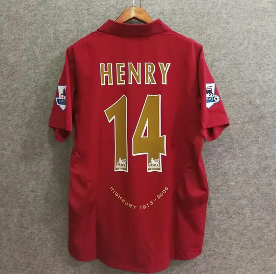 ARSENAL 2005 - 2006  KOTIPAITA