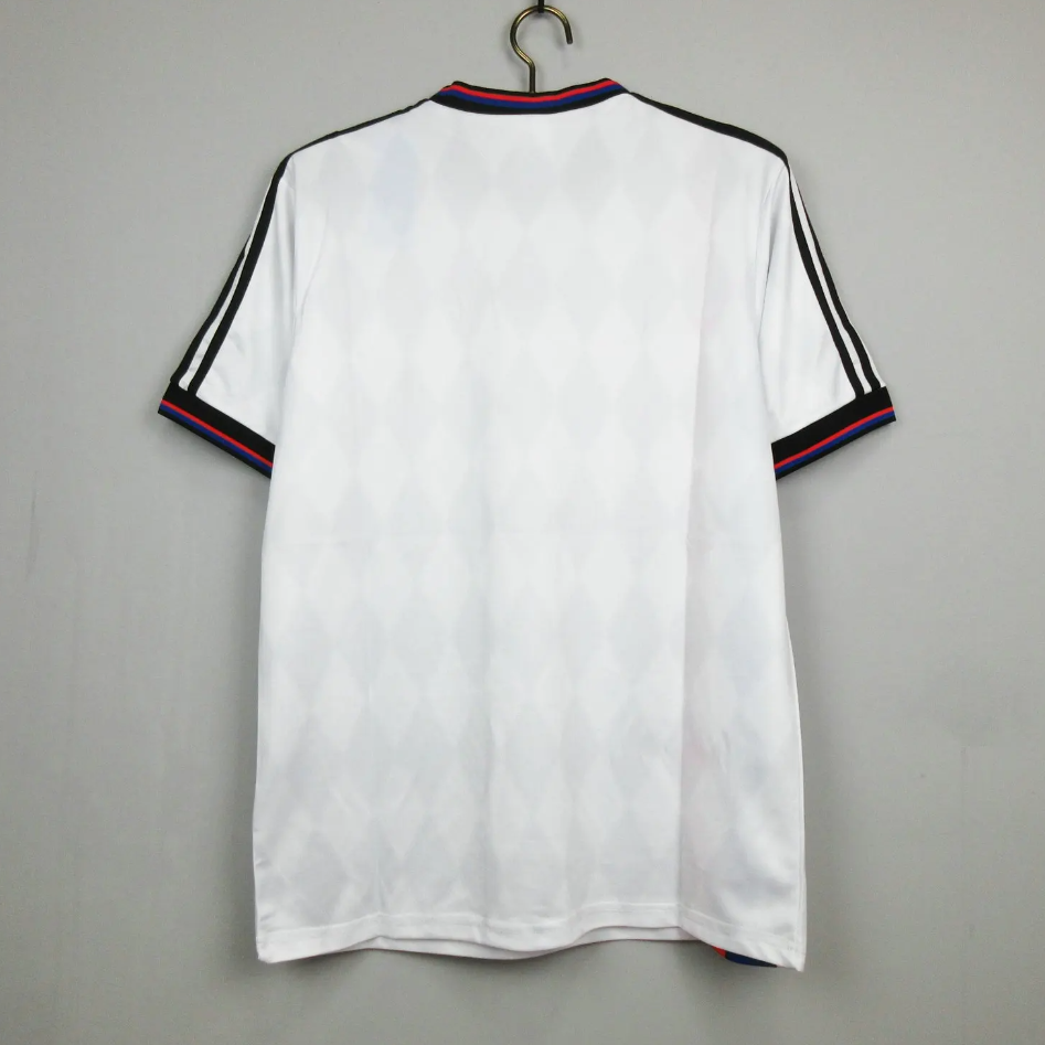BAYERN MÜNCHEN 1995 - 1996 VIERASPAITA