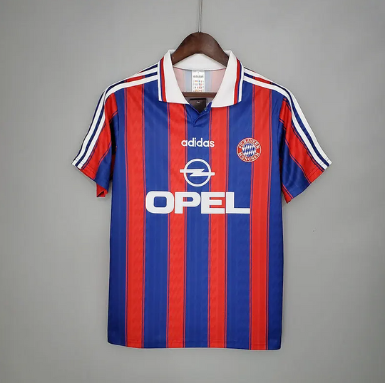 BAYERN MÜNCHEN 1996 - 1997 KOTIPAITA