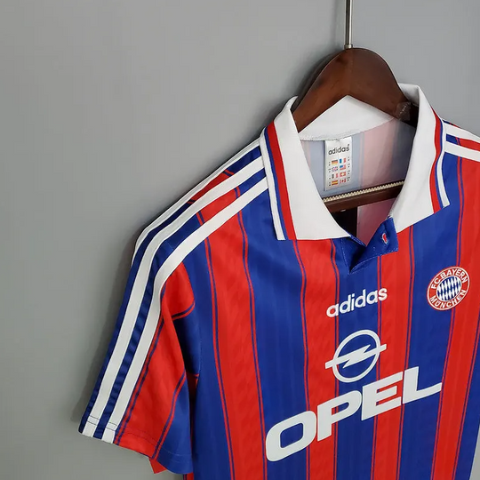 BAYERN MÜNCHEN 1996 - 1997 KOTIPAITA