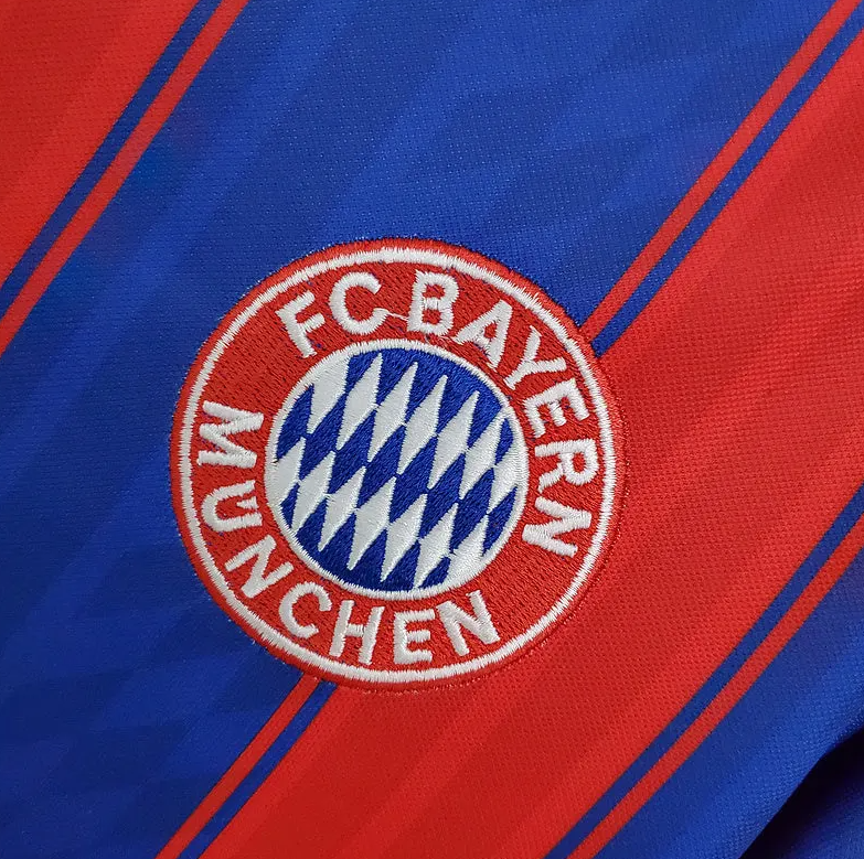 BAYERN MÜNCHEN 1996 - 1997 KOTIPAITA