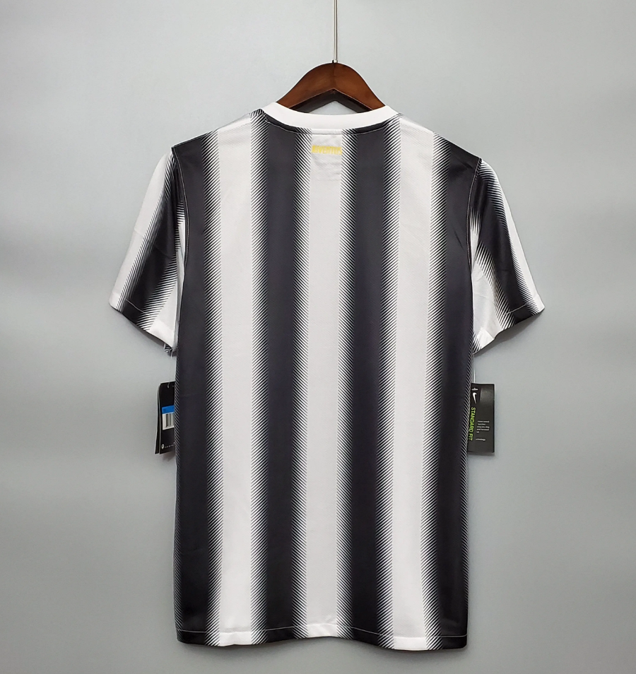 JUVENTUS 2010 - 2011 KOTIPAITA
