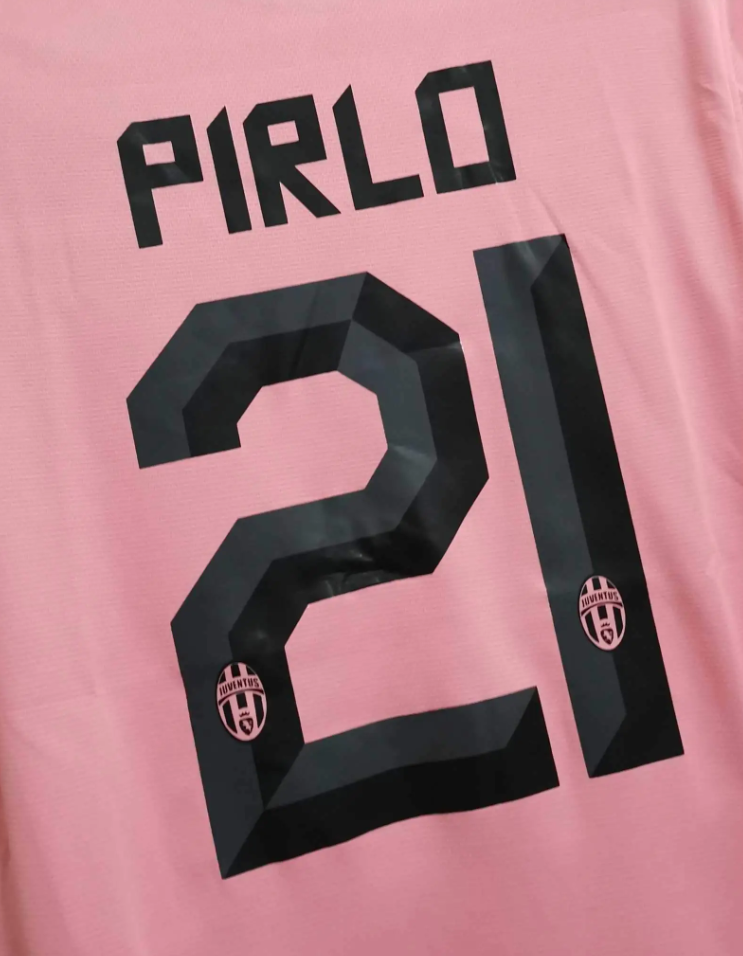 JUVENTUS 2011 - 2012 VIERASPAITA