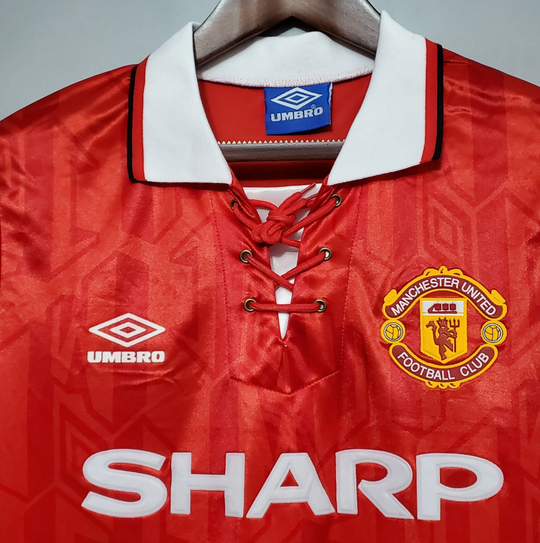 MANCHESTER UNITED 1992–1993 KOTIPAITA
