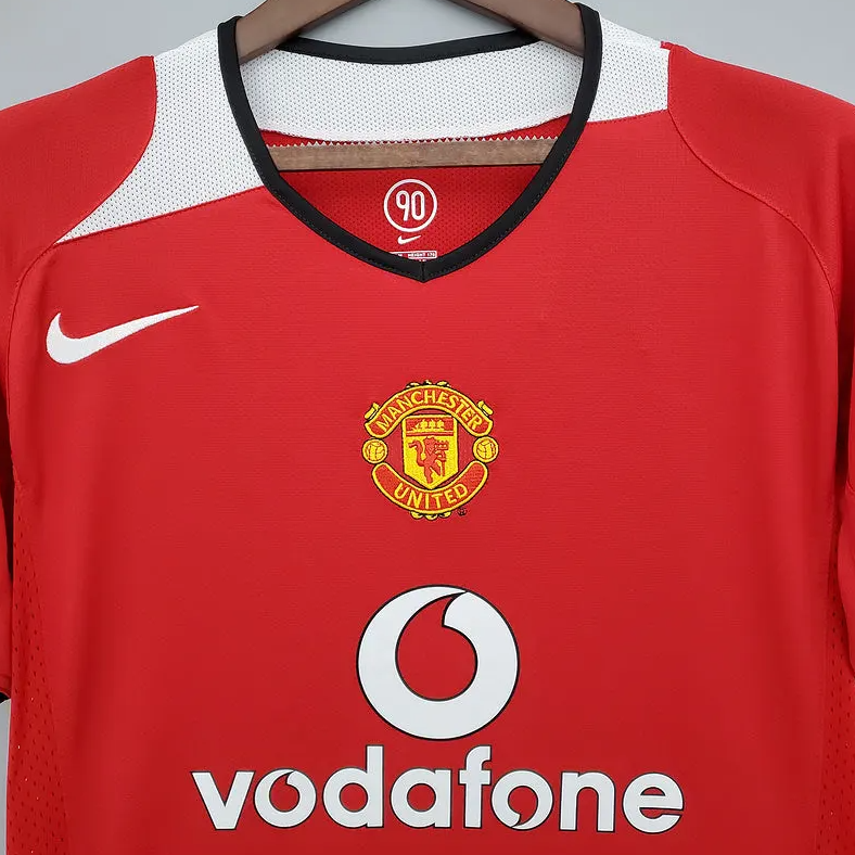 MANCHESTER UNITED 2004 - 2005 KOTIPAITA