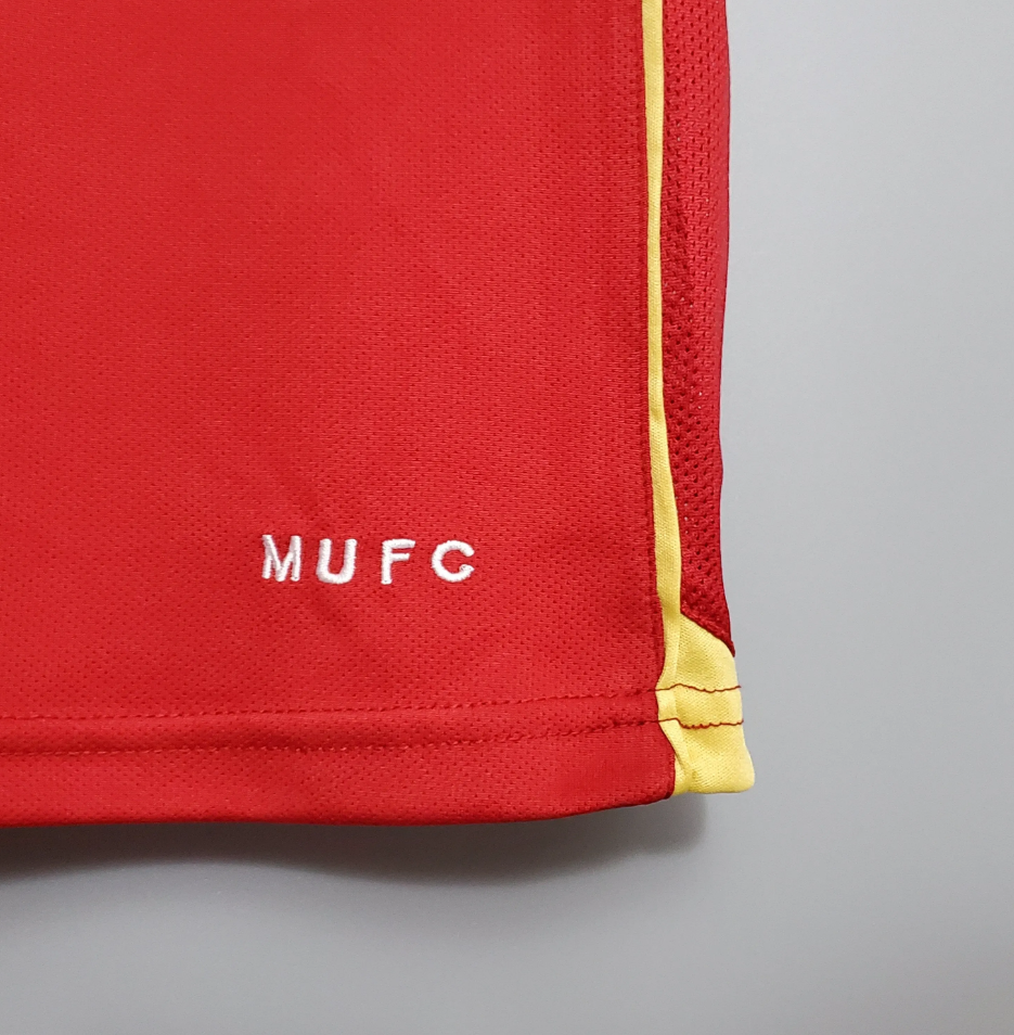 MANCHESTER UNITED 2006 - 2007 KOTIPAITA