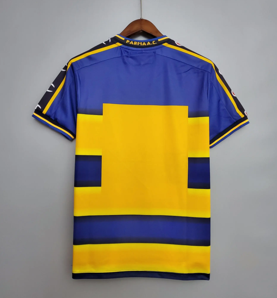 PARMA 2001 - 2002 KOTIPAITA