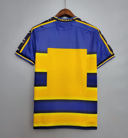 PARMA 2001 - 2002 KOTIPAITA