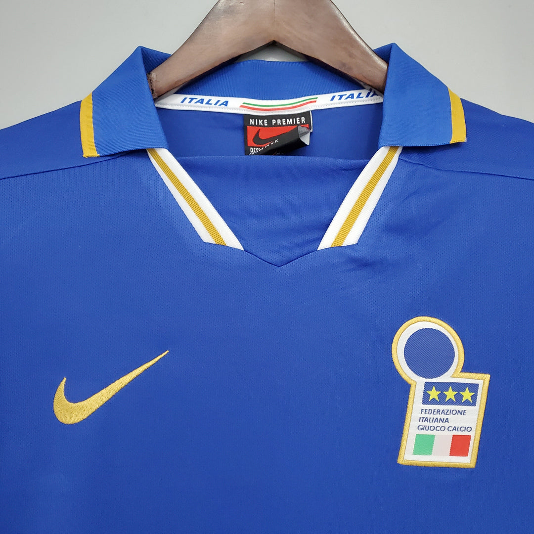 ITALIA 1996 KOTIPAITA