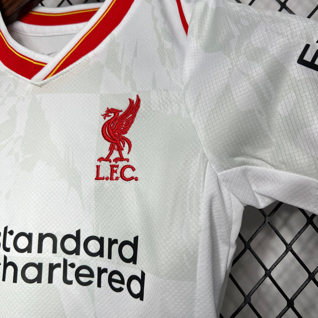 LIVERPOOL 2024 - 2025 3. PAITA LAPSET