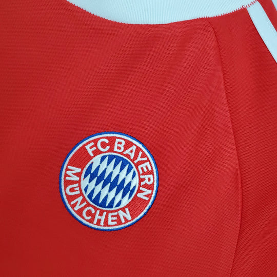 BAYERN MÜNCHEN 2000 - 2001 KOTIPAITA