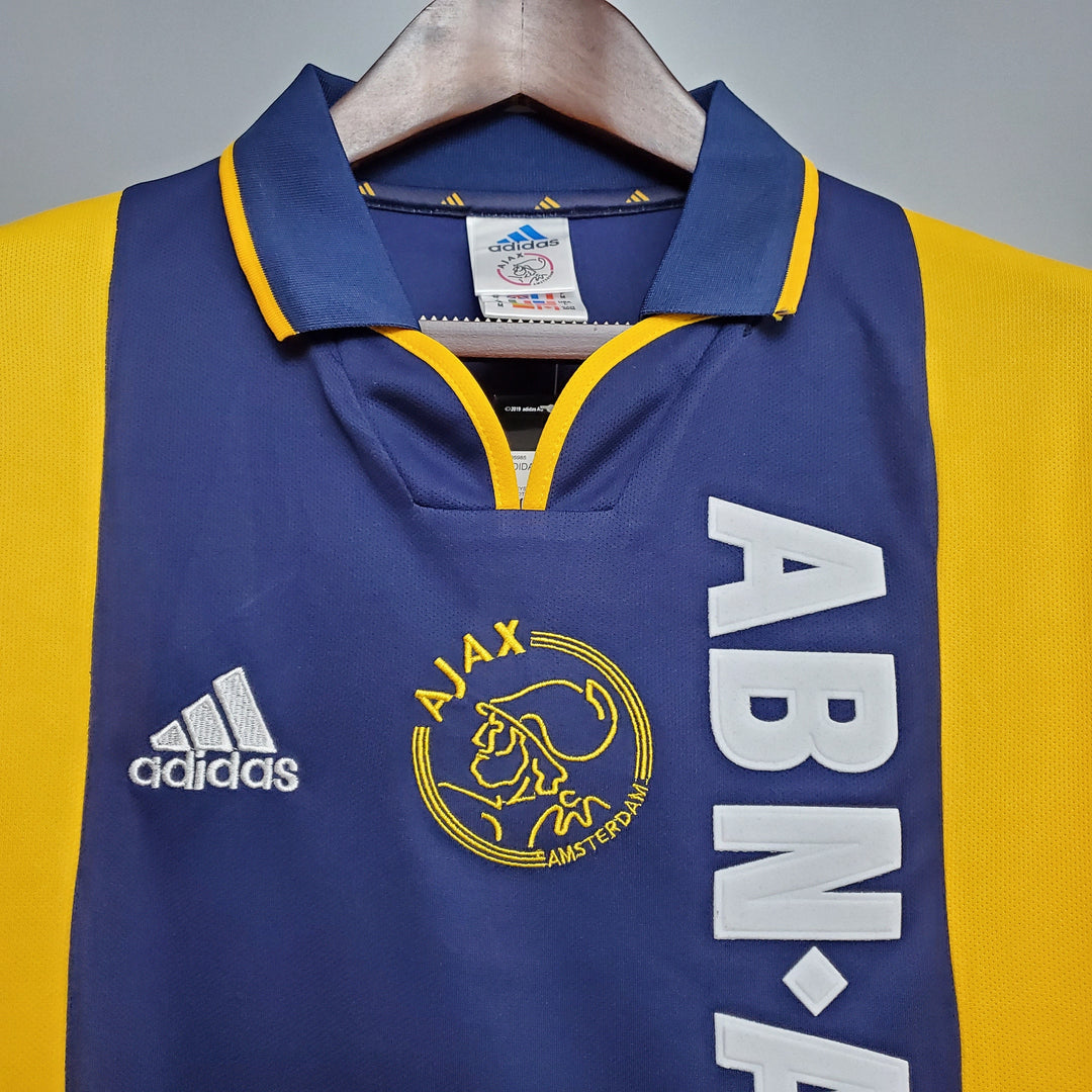 AJAX - 2000 - 2001 VIERASPAITA