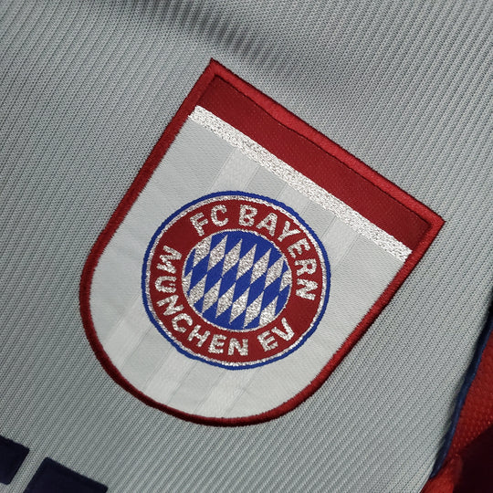 BAYERN MÜNCHEN 1998 - 1999 VIERASPAITA