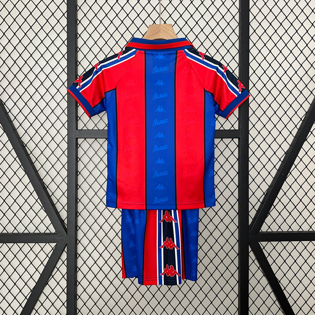 BARCELONA 1996 - 1997 KOTIPAITA LAPSET