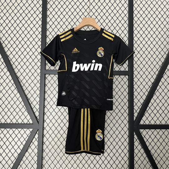 REAL MADRID 2011 - 2012 VIERASPAITA LAPSET