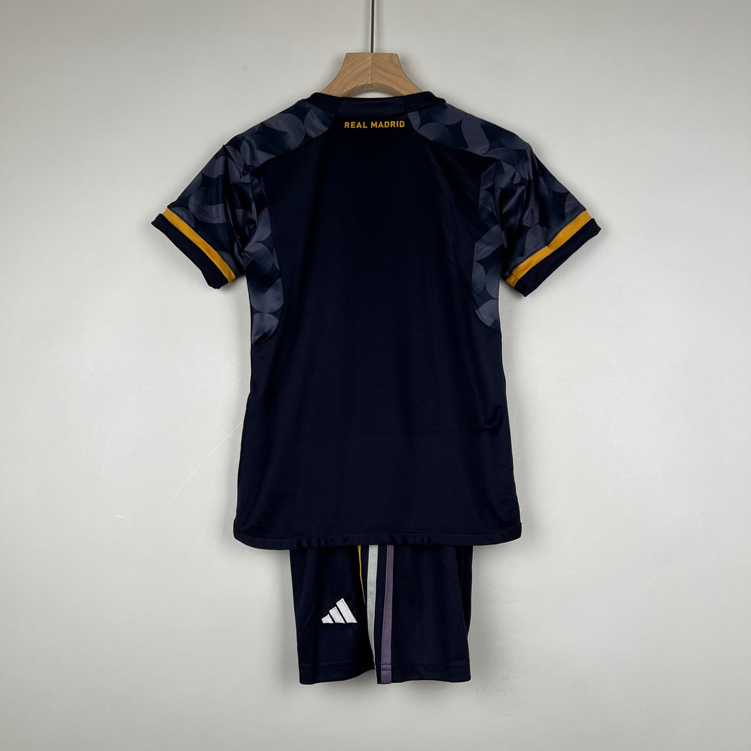 REAL MADRID 2023 - 2024 VIERASPAITA LAPSET
