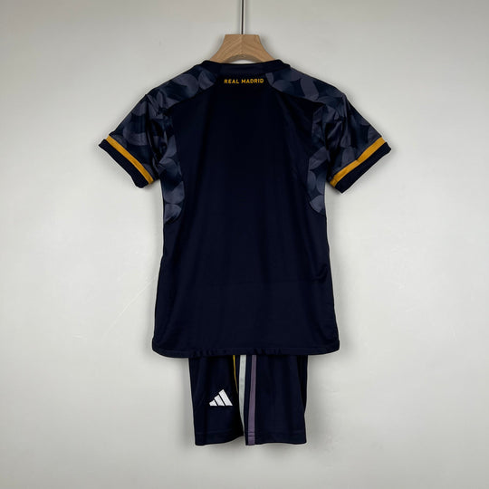 REAL MADRID 2023 - 2024 VIERASPAITA LAPSET