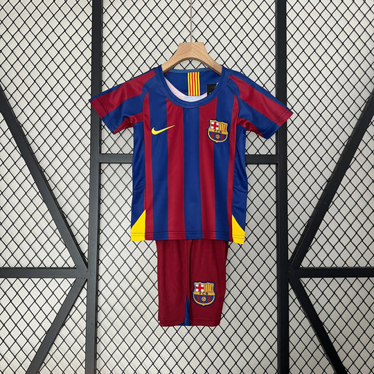 BARCELONA 2005 - 2006 KOTIPAITA LAPSET