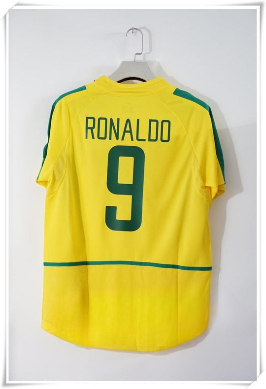 BRASILIA KOTIPAITA 2002