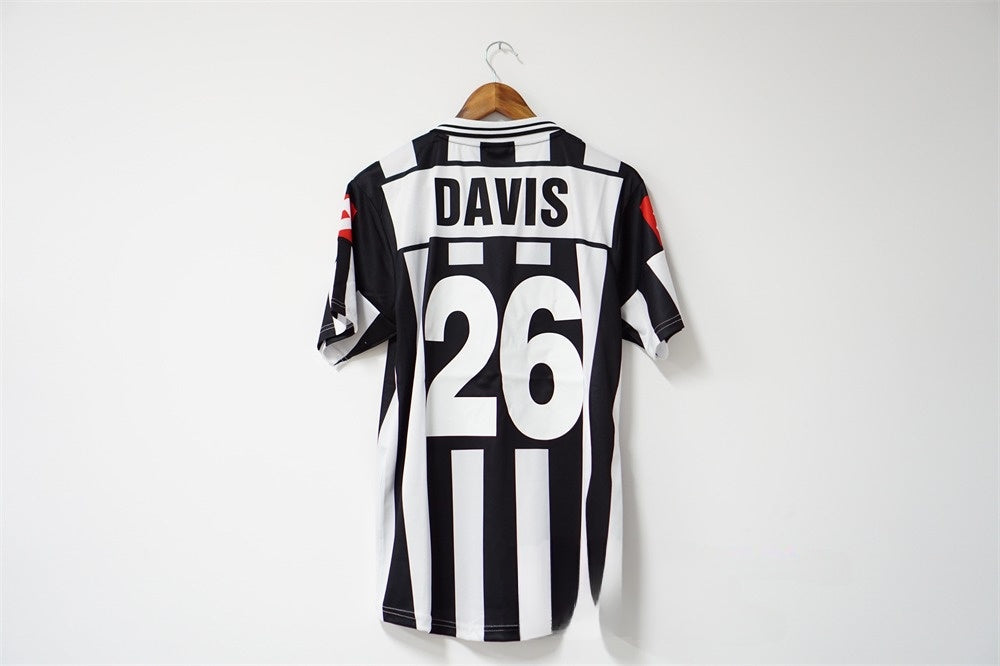 JUVENTUS 2001 - 2002 KOTIPAITA