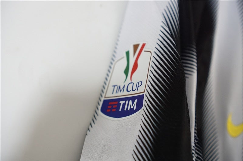 JUVENTUS 2011 - 2012 KOTIPAITA